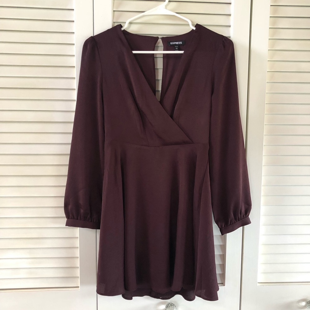 NEW Express wrap dress XXS Petite silky holiday